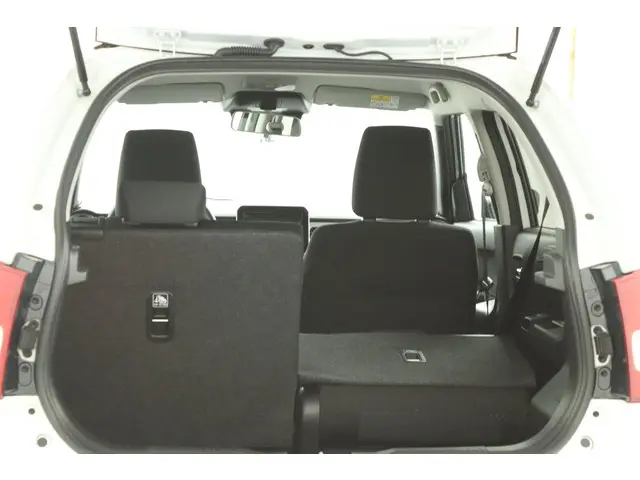 Suzuki Ignis 1.2 Smart Hybrid Style 2024 Benzine 25