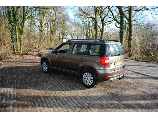 Škoda Yeti 1.2 TSI Active AUTOMAAT 2014 Benzine 17