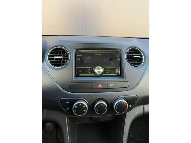 Hyundai i10 1.0i i-Drive GEEN AIRCO!!! 2018 Benzine 31