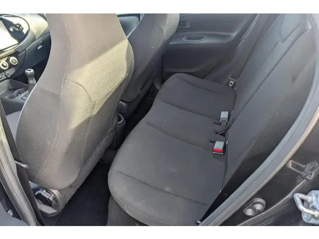 Toyota Aygo X 1.0 VVT-i MT Play 2024 Benzine 17