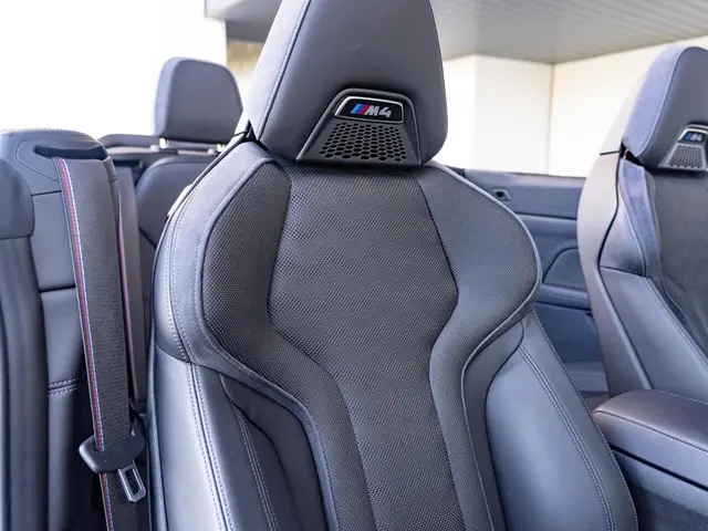 BMW M4 Cabrio xDrive Competition 2022 Benzine 14