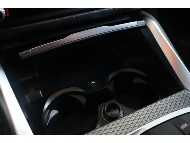 BMW i4 eDrive35 2025 Elektrisch 21