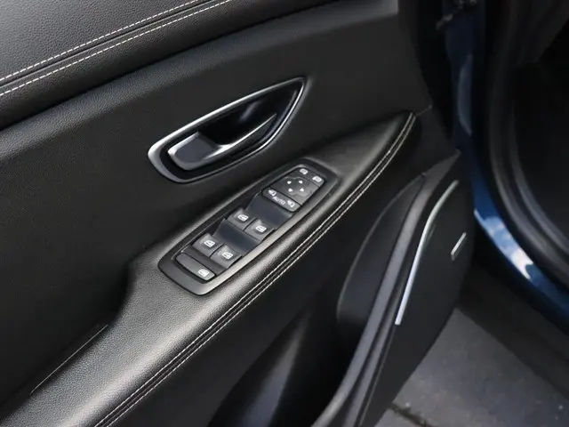 Renault Grand Scénic 1.2 TCe Bose 2017 Benzine 17