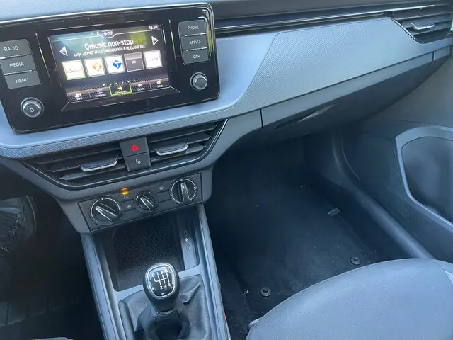 Škoda Kamiq 1.0 TSI Active 2021 Benzine 11