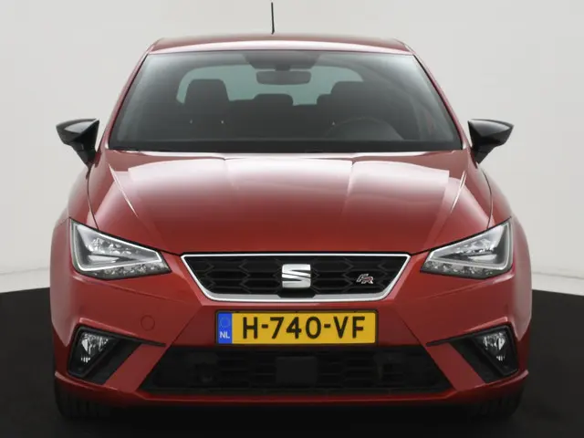 SEAT Ibiza 1.0 TSI 95PK FR Business Intense 2020 Benzine 8