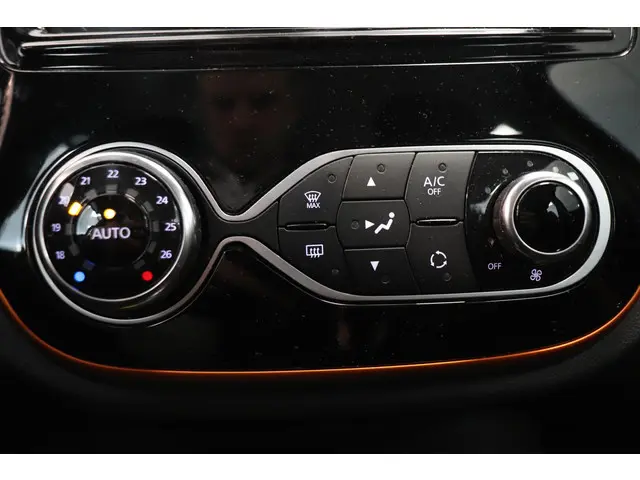 Renault Captur 1.2 TCe Intens 2017 Benzine 12