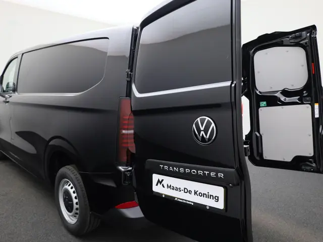 Volkswagen Transporter 2.0TDi 150pk Life L1 2024 Diesel 10