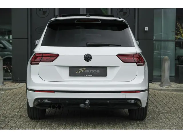 Volkswagen Tiguan 1.5 TSI R-Line Highline 2021 Benzine 19