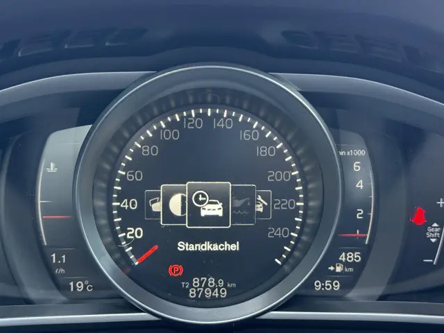Volvo V40 2.0 T2 Nordic+ 2016 Benzine 7