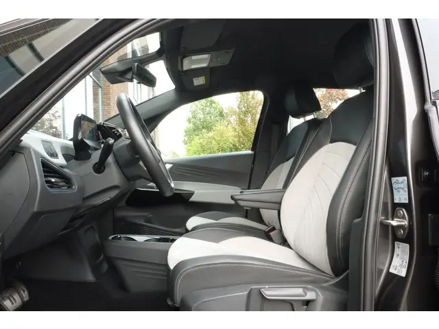 Volkswagen ID.3 Pro S 77 kWh 2023 Elektrisch 9
