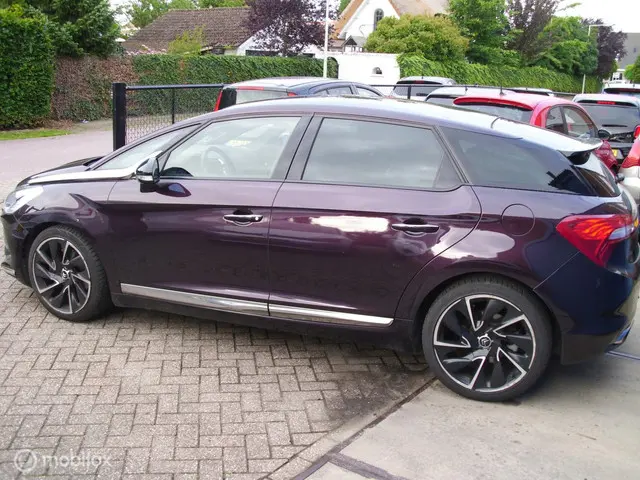 Citroën DS5 1.6 THP Sport Chic 2014 Benzine 13