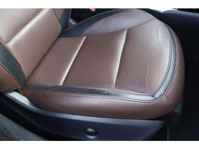 Infiniti Q Q30 1.6t Premium Tech 2016 Benzine 16