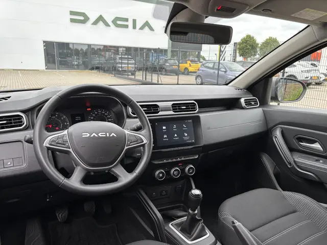 Dacia Duster 1.3 TCe 130 Journey 2024 Benzine 26