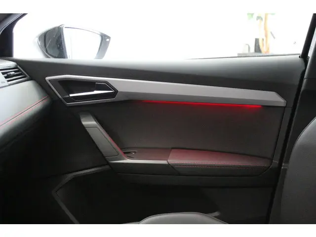 SEAT Arona 1.0 TSI FR Business Intense 2021 Benzine 9