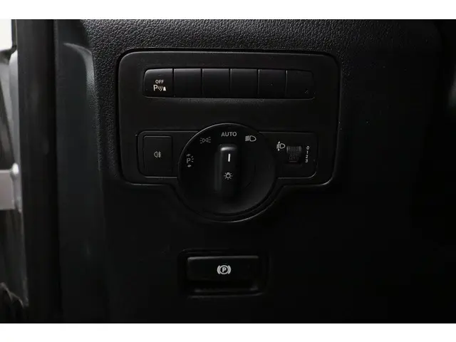 Mercedes-Benz Vito 116 CDI Lang 2023 Diesel 16