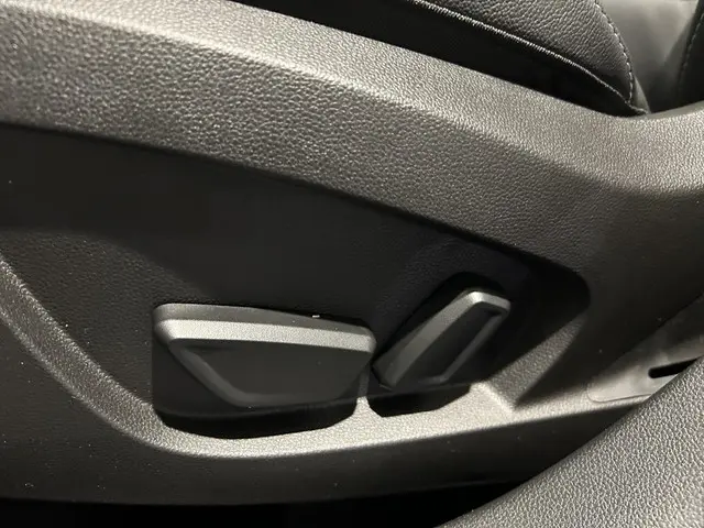 Mitsubishi Grandis 1.8 HEV Instyle 2025 Hybride Benzine 34