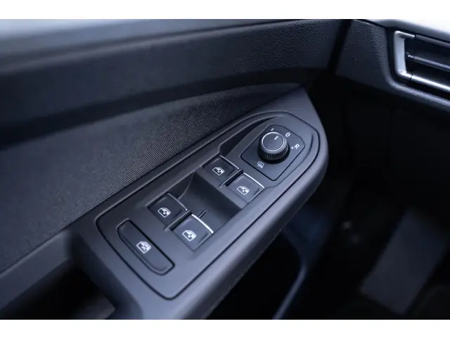 Volkswagen Golf 1.0 TSI Life 2020 Benzine 41
