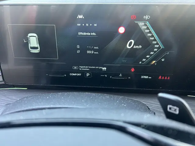 KGM Actyon Hybrid PLATINUM + 2026 Benzine 12