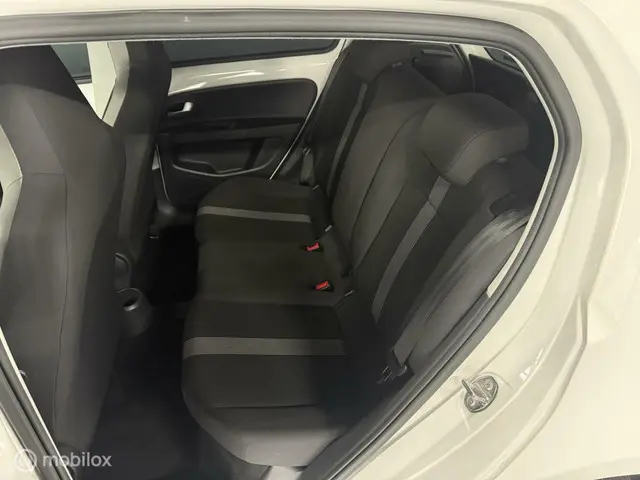 Volkswagen up! 1.0 BMT high up! 2019 Benzine 10