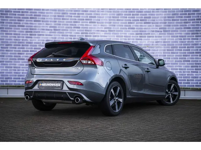 Volvo V40 2