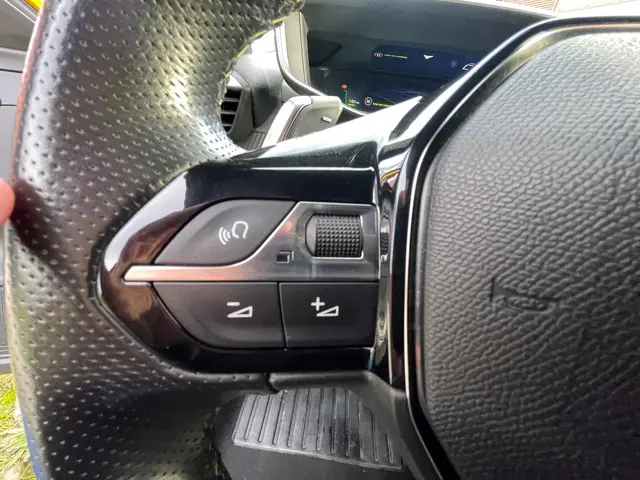 Peugeot 208 1.2 Turbo GT AUTOMAAT 2021 Benzine 21