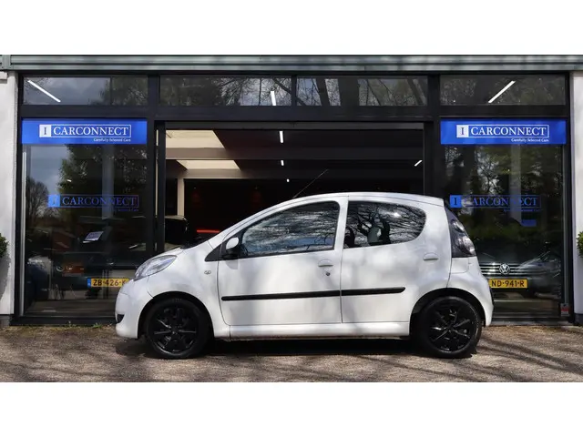 Citroën C1 1.0-12V Exclusive|Airco|Nw.APK! 2012 Benzine 4