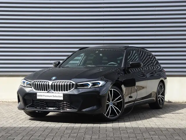 BMW 3 Serie Touring 330e xDrive 2024 Hybride Benzine 36