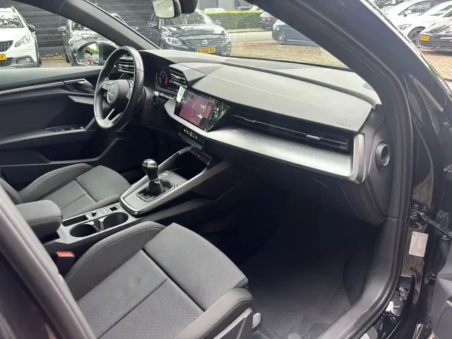 Audi A3 Sportback 35 TFSI Business edition 2020 Benzine 6