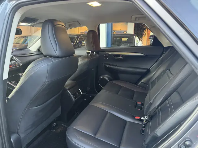 Lexus NX 300h AWD Business Line 2016 Hybride Benzine 14