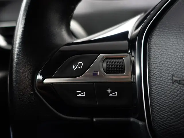 Peugeot 5008 1.2 PureTech Premium GT Line- 2018 Benzine 18