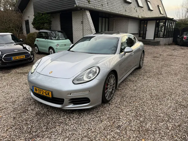 Porsche Panamera 3.0 S E-Hybrid 2016 Hybride Benzine 2