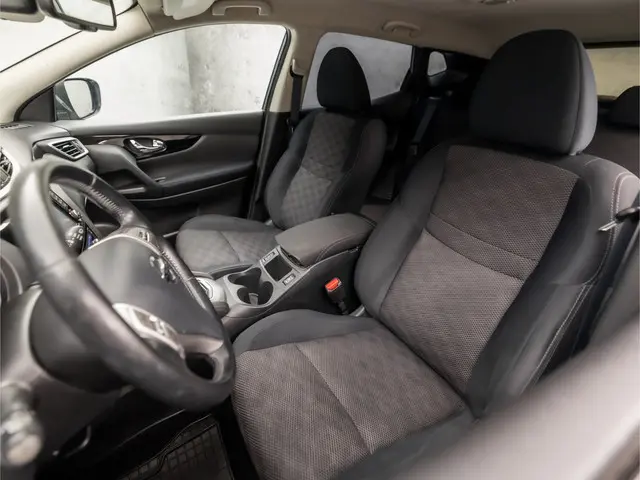 Nissan QASHQAI 1.2 Acenta Sport 2014 Benzine 14