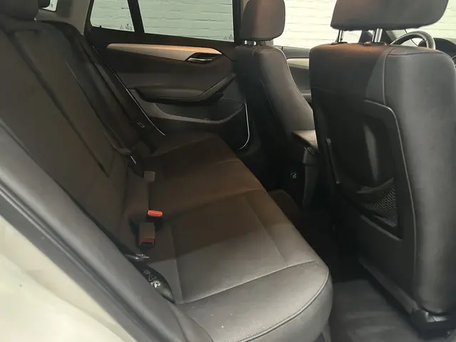 BMW X1 SDRIVE 28I SDRIVE 28I 2018 Benzine 16