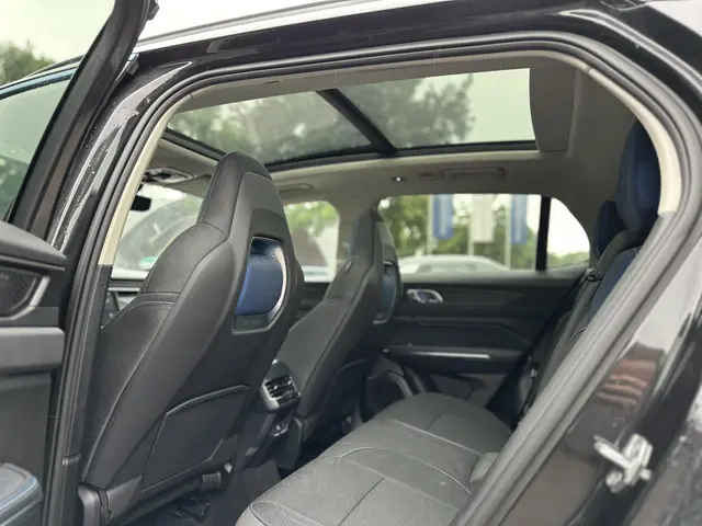 Lynk & Co 01 1.5 2022 Hybride Benzine 9