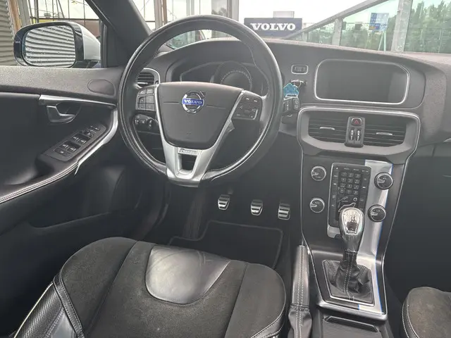 Volvo V40 2