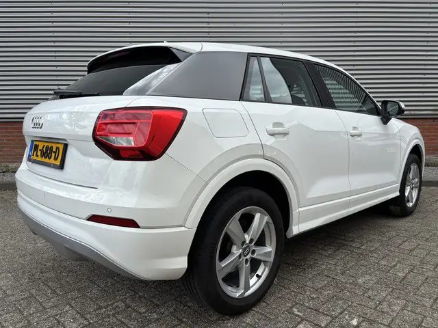 Audi Q2 1.0 TFSI Sport 2017 Benzine 4