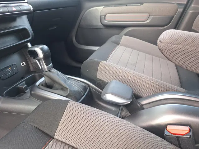 Citroën C3 Aircross 1.2 Automaat S&S Feel 2018 Benzine 23