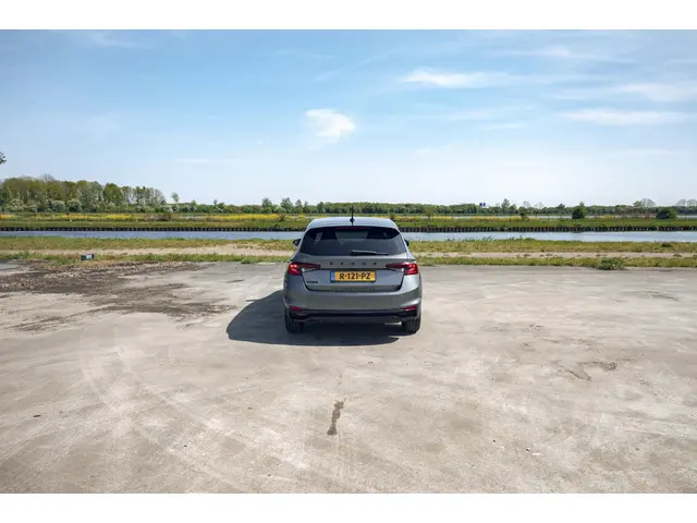 Škoda Fabia 1.0 TSI Monte Carlo 2022 Benzine 17