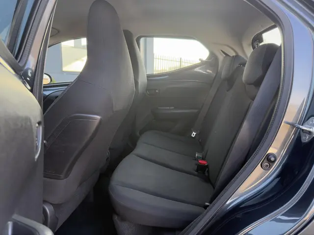 Toyota Aygo 1.0 VVT-i x 2021 Benzine 8