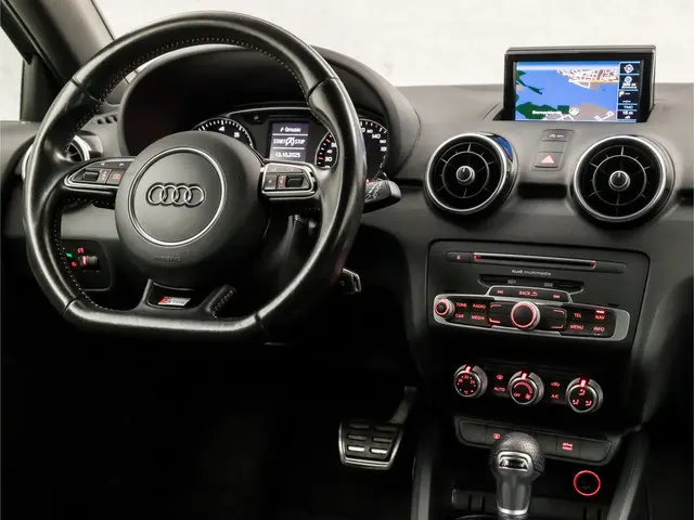 Audi A1 1.8 TFSI S-Line Sport 2015 Benzine 7
