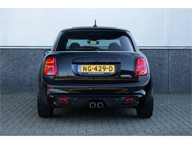 MINI Cooper S Mini Chili Serious Business 2015 Benzine 19
