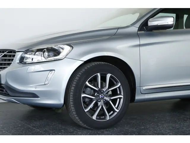 Volvo XC60 2.0 T5 FWD Polar+ 2017 Benzine 25