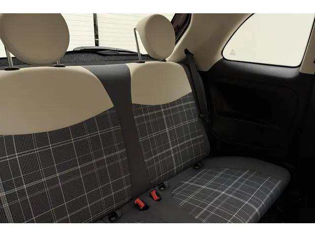 Fiat 500 1.2 Lounge 2019 Benzine 15