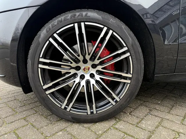 Porsche Macan 3.6 Turbo 2015 Benzine 3