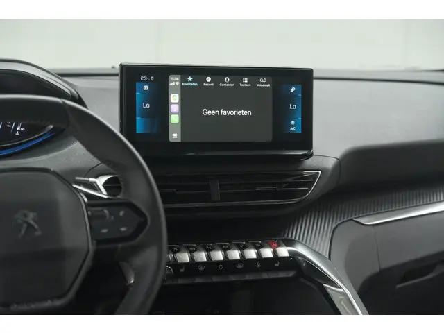Peugeot 5008 PureTech 130 EAT8 Active Pack 2023 Benzine 60