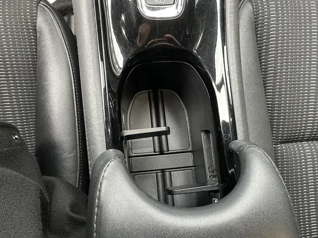 Honda HR-V 1.5 i-VTEC Executive 2016 Benzine 33