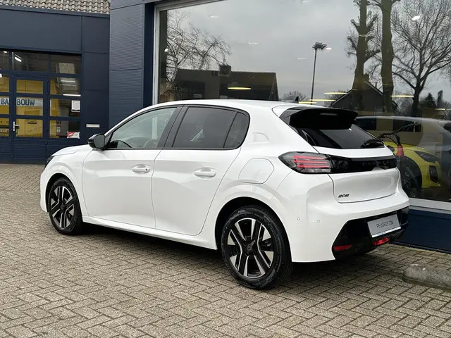 Peugeot 208 1.2 Turbo 100 PK Allure 2025 Benzine 6