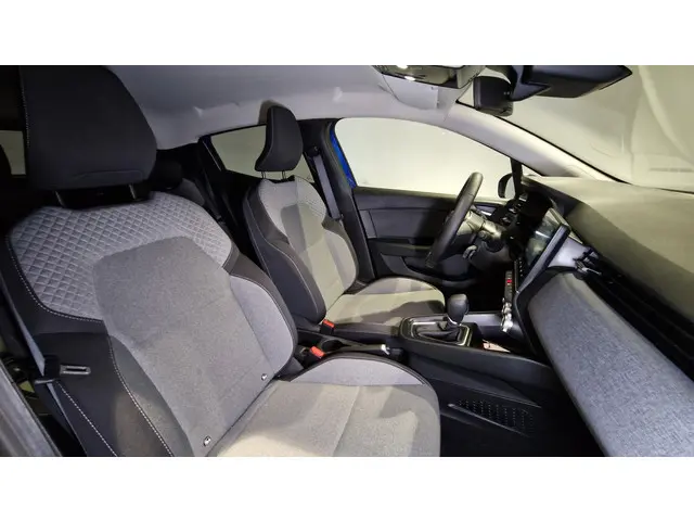 Mitsubishi Colt 3