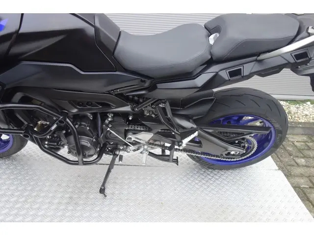 Yamaha TRACER 900 ABS 2018 Benzine 17