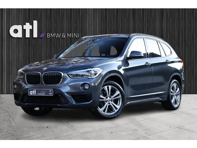 BMW X1 sDrive18i 2019 Benzine 1